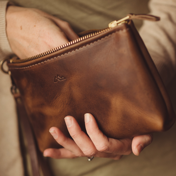 McKinley Clutch | Leather Clutch with Wrist Strap: Natural