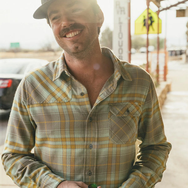 Harker's Flannel - Kempton Plaid : Taupe