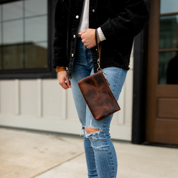 McKinley Clutch | Leather Clutch with Wrist Strap: Natural