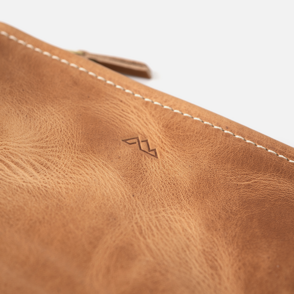 McKinley Clutch | Leather Clutch with Wrist Strap: Natural