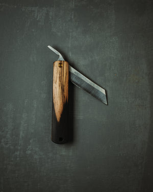 KNIVES & EDC