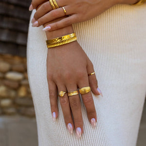 Sunburst Ring: Gold / 7