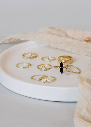 Gold Rings - Simple Stud: 7