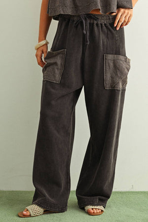 Stripe Pocket Utility Sweatpants- Black