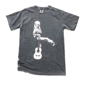 Hey Dolly T-Shirt : Pepper