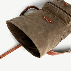 The Biographer - Field Tan