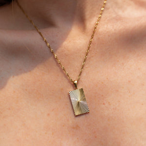 30A Necklace Gold: Gold