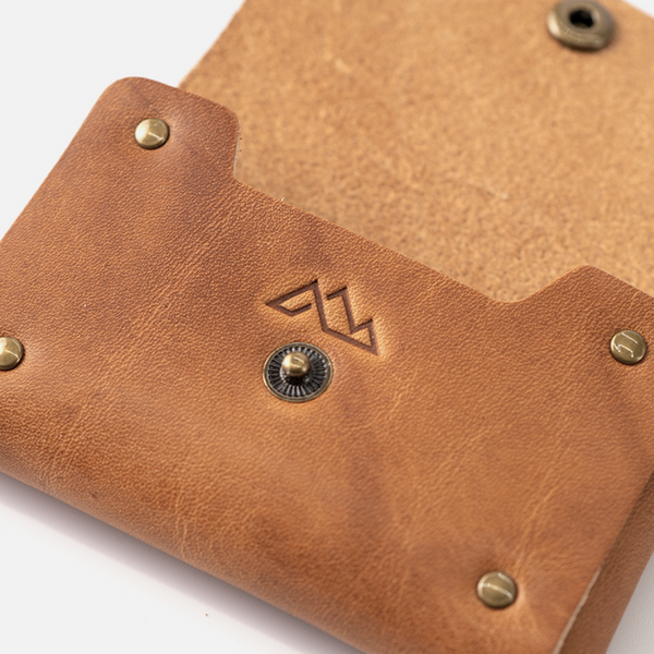 Jarvis Card Holder: Natural