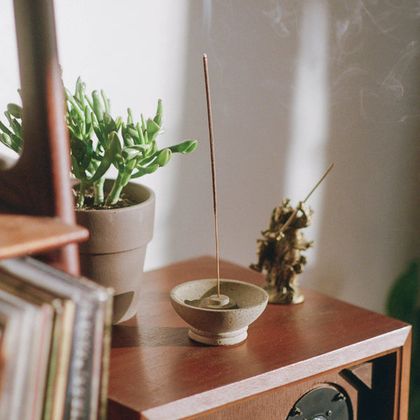 Underhill Incense Sticks – Tobacco, Cedar & Ale (20-Pack)