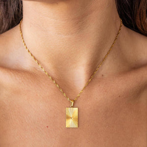 30A Necklace Gold: Gold