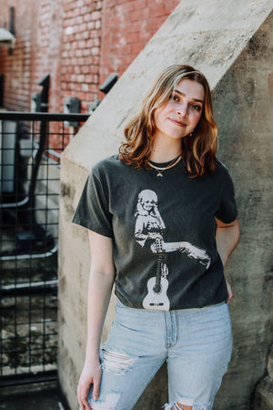 Hey Dolly T-Shirt : Pepper