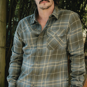 Harkers Flannel: Kempton Plaid - Beluga