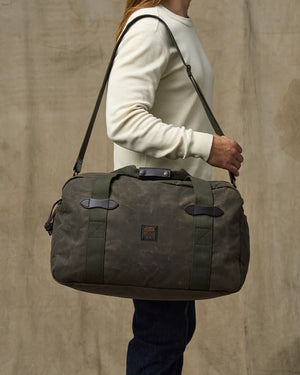 Tin Cloth Medium Duffle Bag : Otter Green