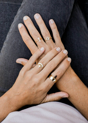 Gold Rings - Simple Stud: 7