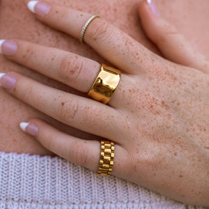 Lineage Ring Gold: Gold / 7