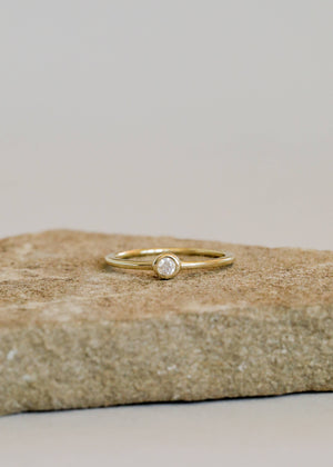 Gold Rings - Simple Stud: 7