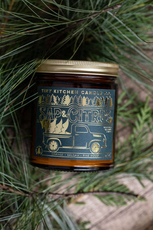 Sap & Citrus Wood Wick Candle- 8 oz.