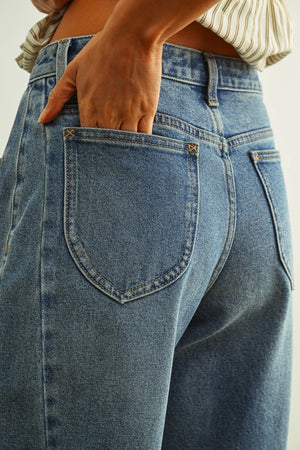 Denim Barrel Jeans - Medium Wash