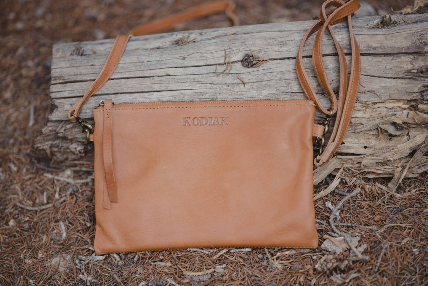 Aubree Leather Purse: Saddle