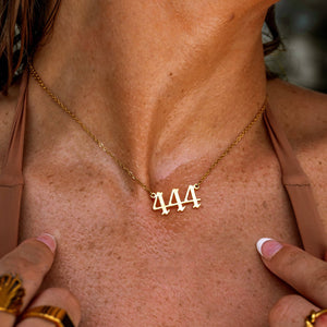 Angel Number Necklace Silver: Gold / 888