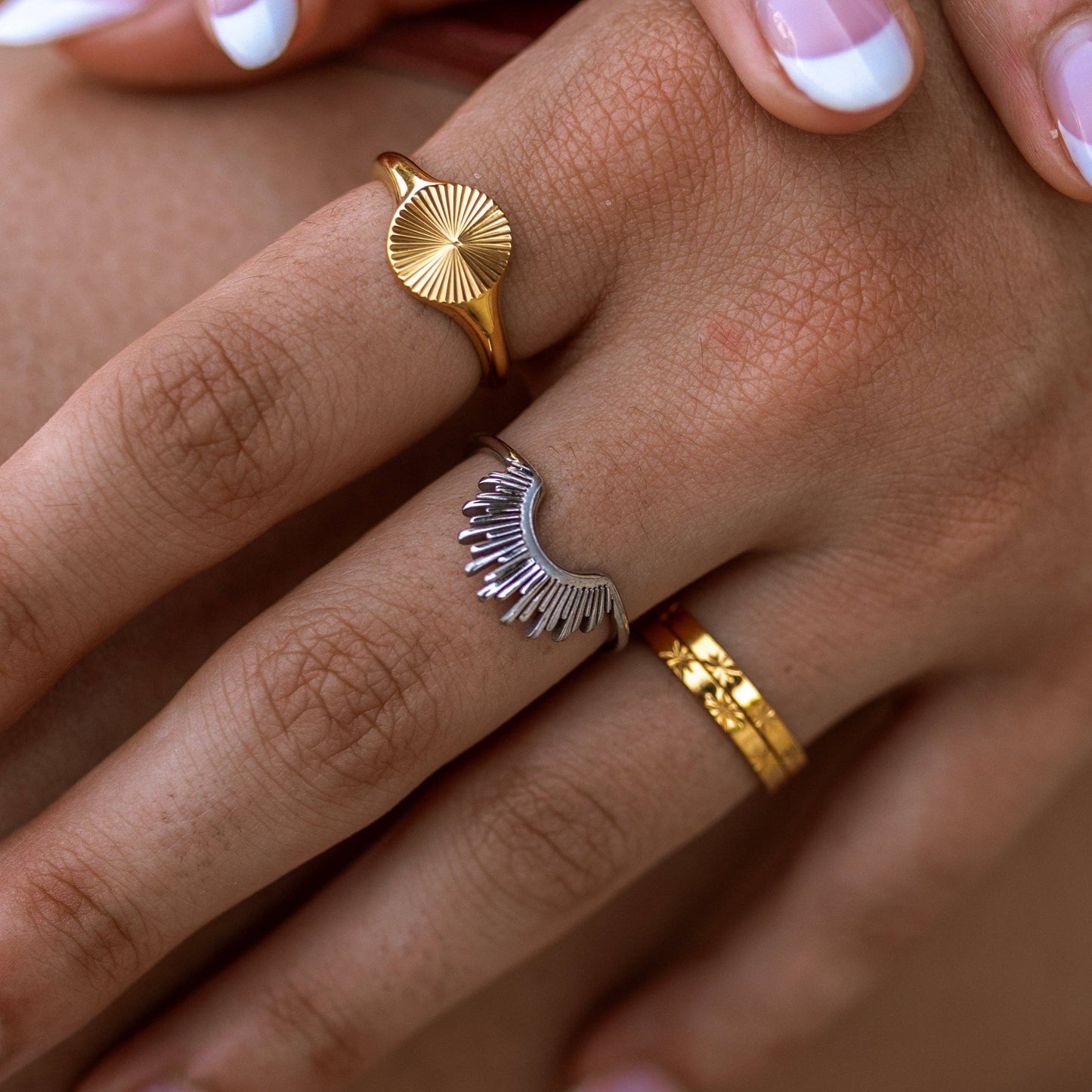 Sunburst Ring: Gold / 8