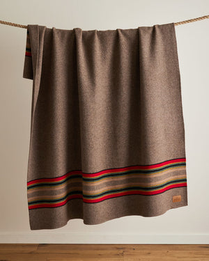 Yakima Camp Blanket : Mineral Umber (Full/Queen)